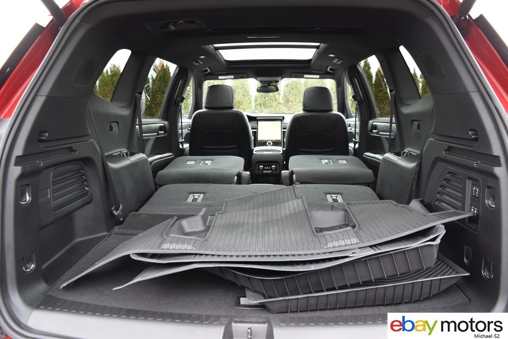 2025 GMC Acadia - Image 16 of 21