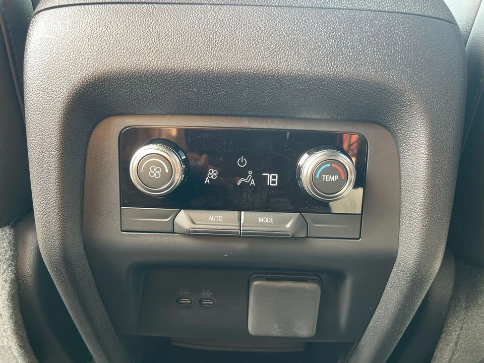 2025 GMC Acadia - Image 12 of 12