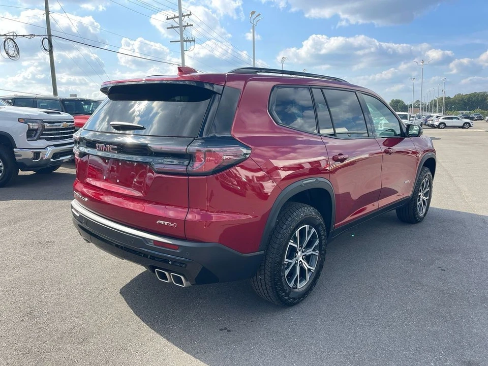 2025 GMC Acadia - Image 5 of 12