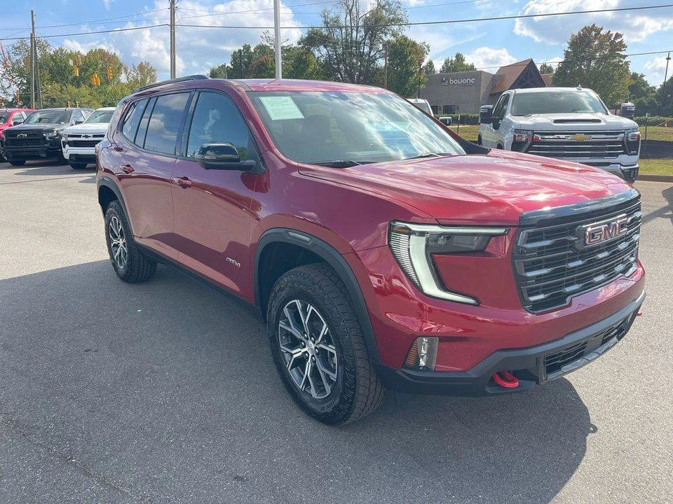 2025 GMC Acadia - Image 7 of 12