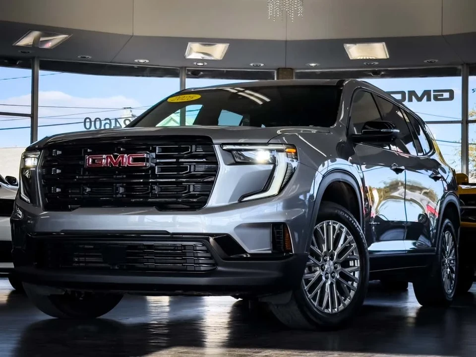 2025 GMC Acadia - Image 6 of 21