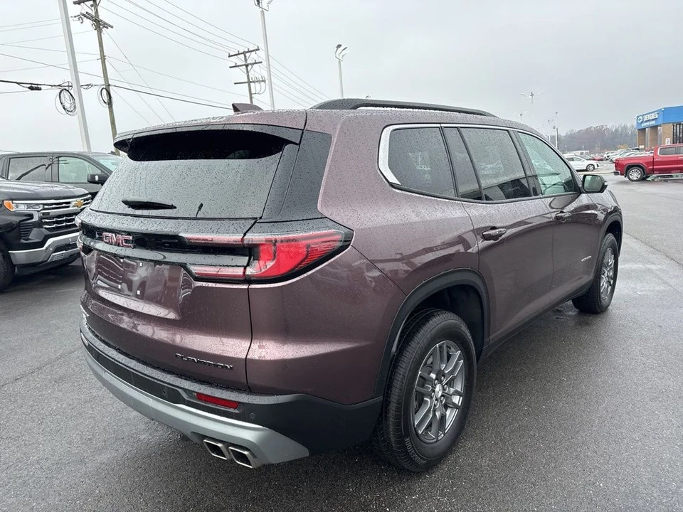 2025 GMC Acadia - Image 5 of 12
