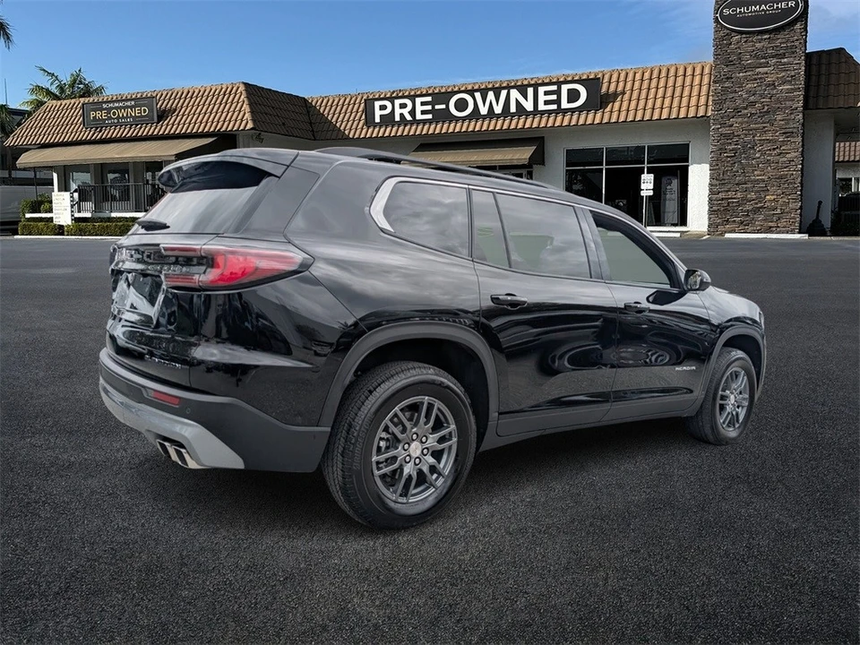2025 GMC Acadia - Image 7 of 12