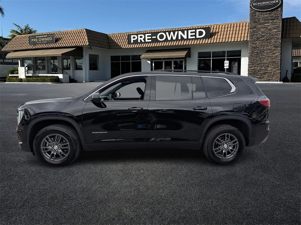2025 GMC Acadia - Image 4 of 12