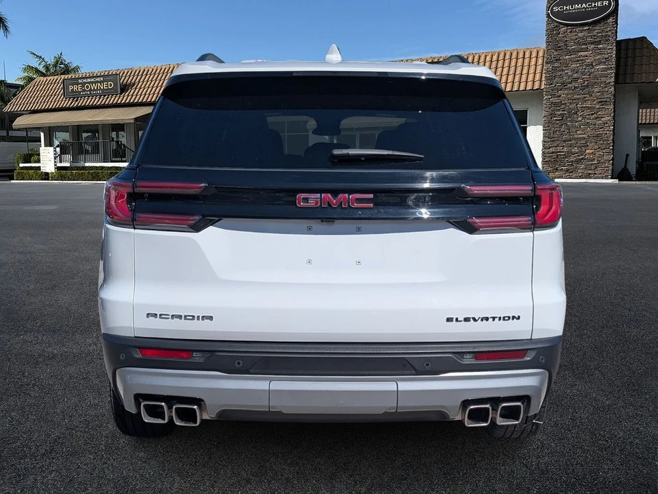 2025 GMC Acadia - Image 6 of 12
