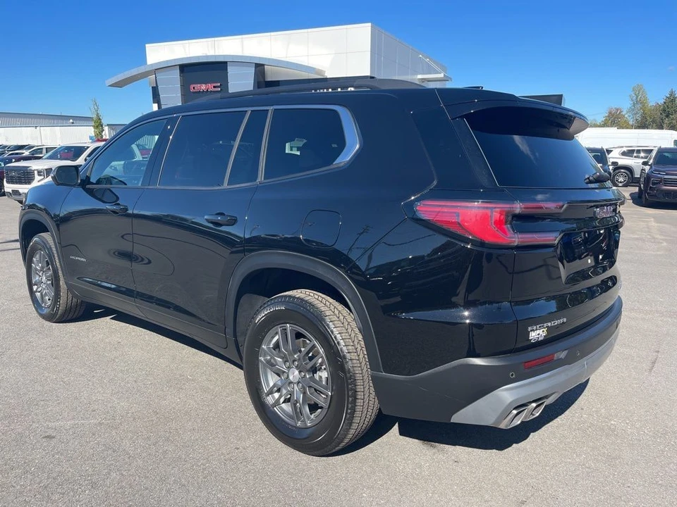 2025 GMC Acadia - Image 3 of 8