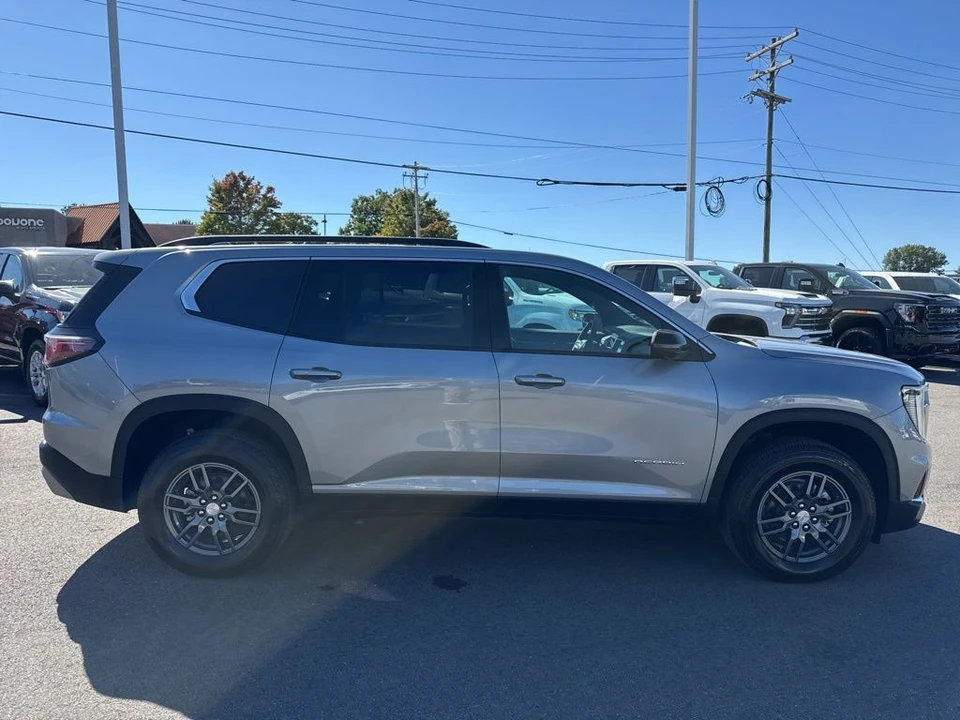 2025 GMC Acadia - Image 6 of 21