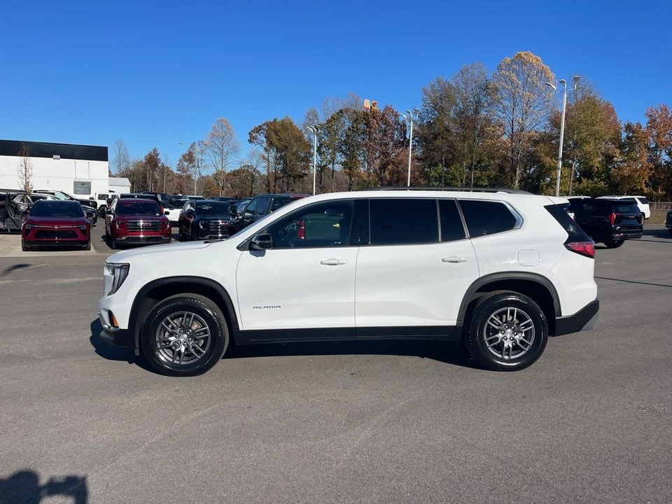 2025 GMC Acadia - Image 2 of 21