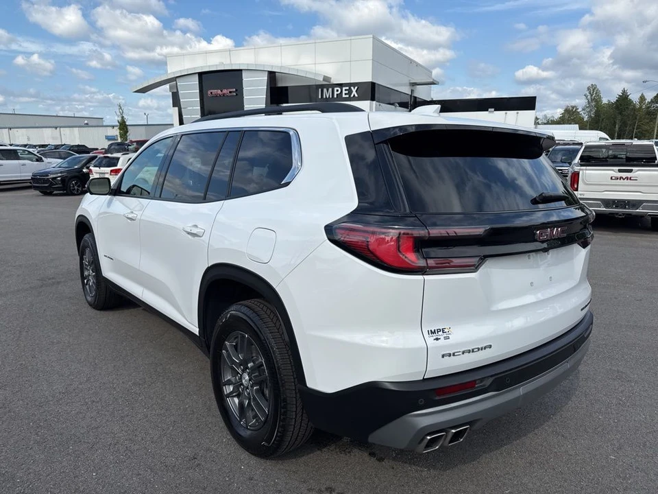 2025 GMC Acadia - Image 3 of 21