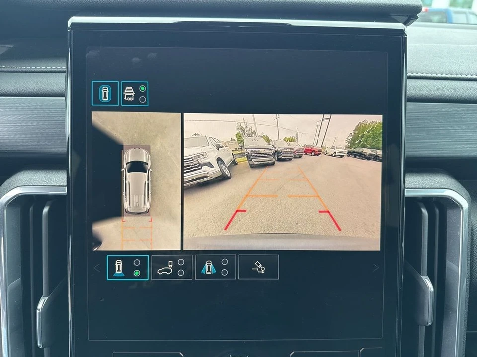 2025 GMC Acadia - Image 21 of 21