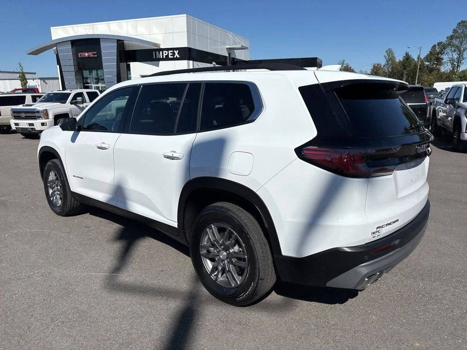 2025 GMC Acadia - Image 3 of 21