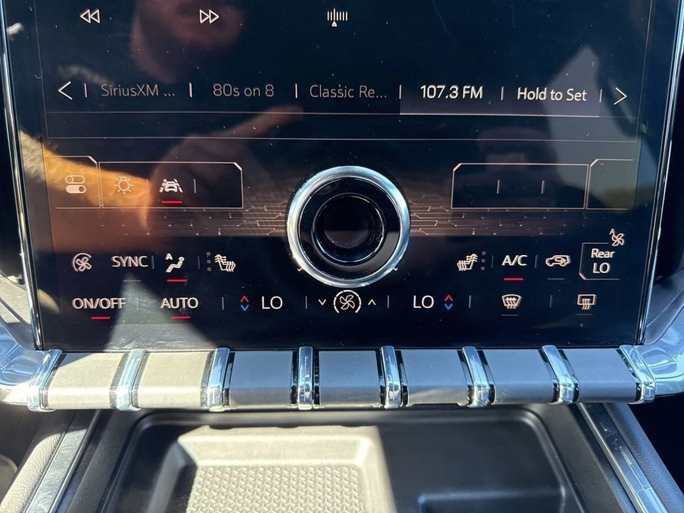 2025 GMC Acadia - Image 19 of 21