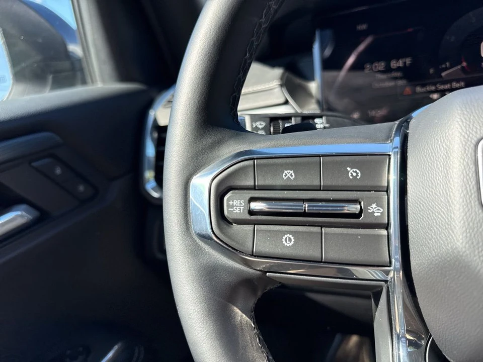 2025 GMC Acadia - Image 15 of 21