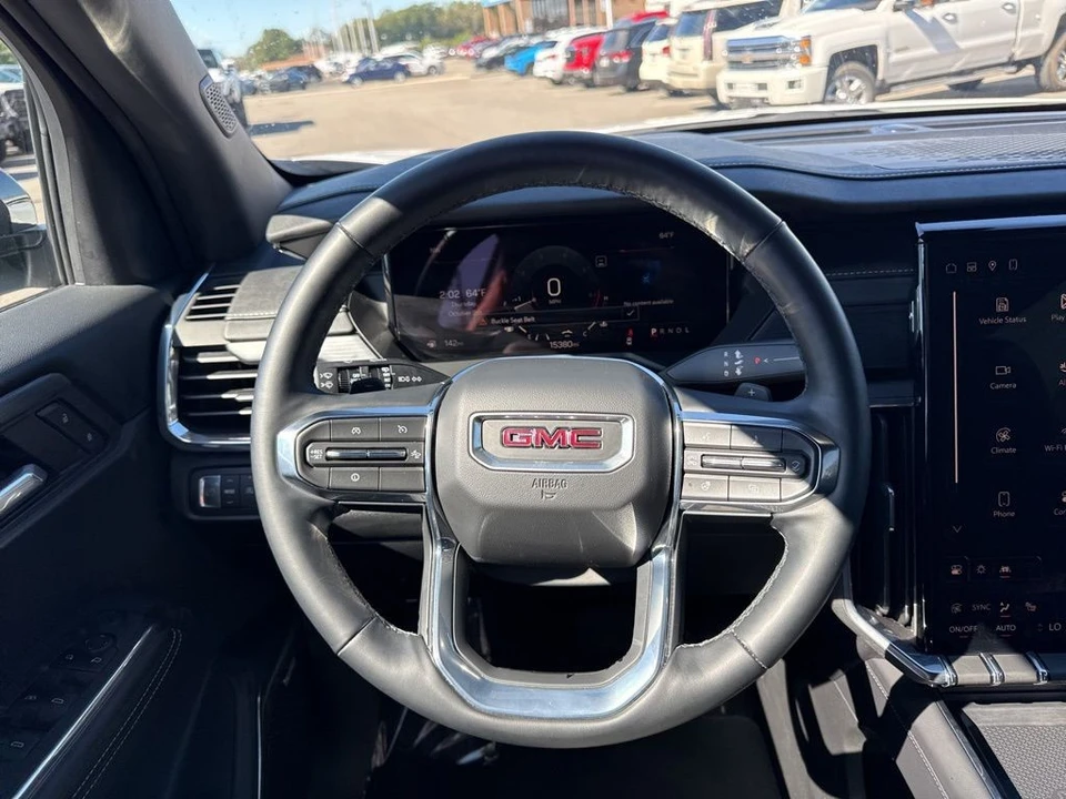 2025 GMC Acadia - Image 14 of 21