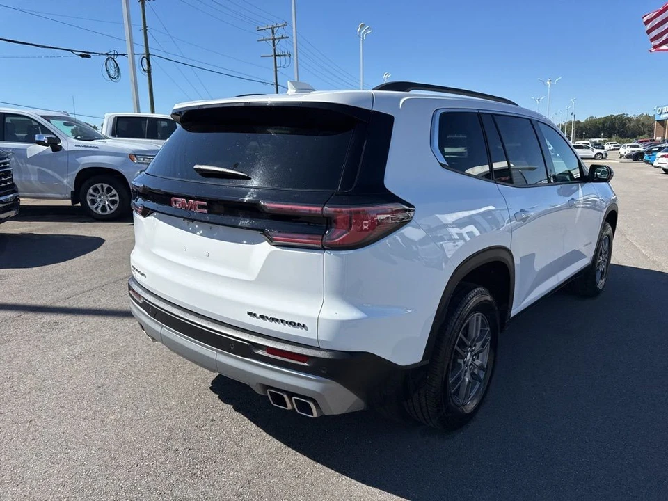 2025 GMC Acadia - Image 5 of 21