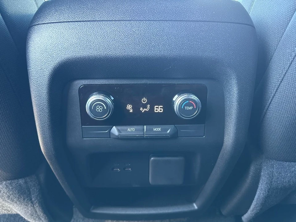 2025 GMC Acadia - Image 12 of 12