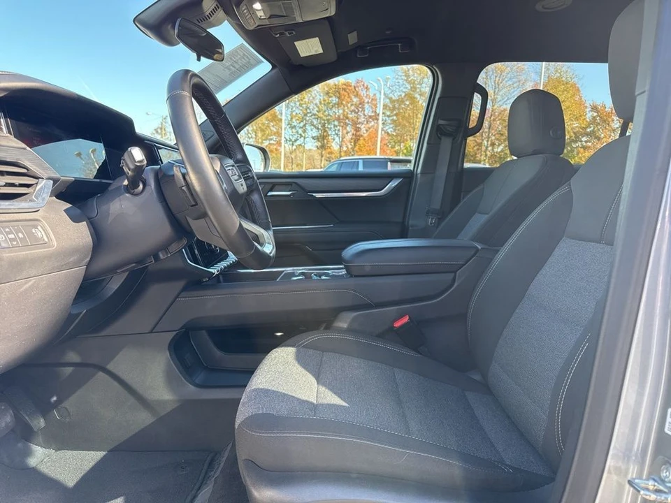 2025 GMC Acadia - Image 9 of 21