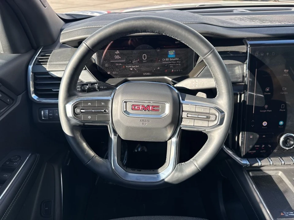 2025 GMC Acadia - Image 15 of 21