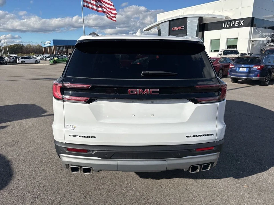 2025 GMC Acadia - Image 4 of 21