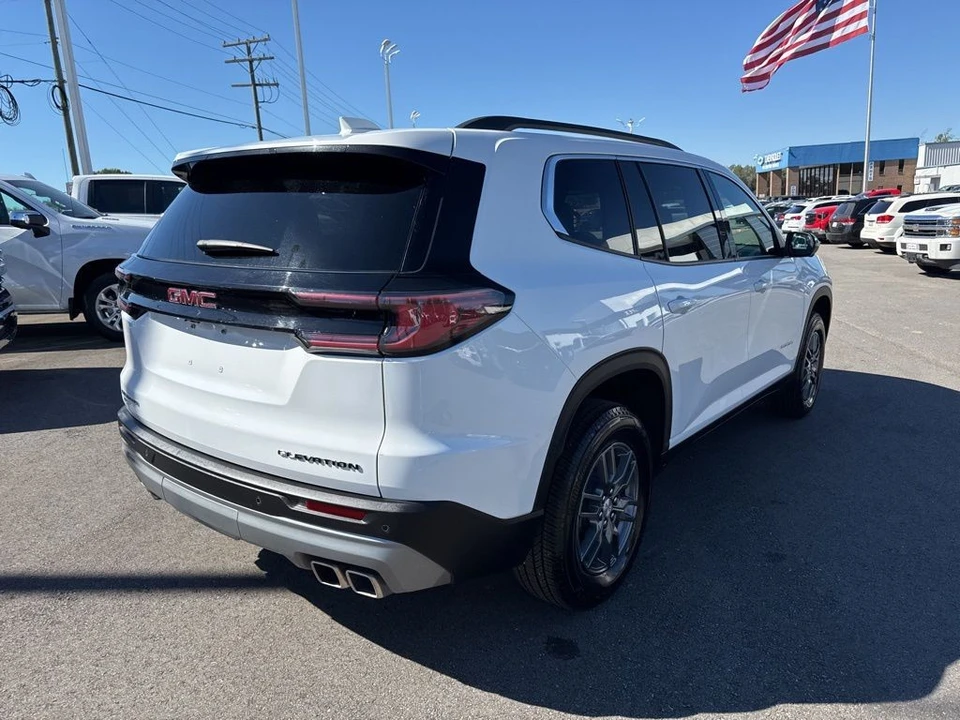 2025 GMC Acadia - Image 5 of 21