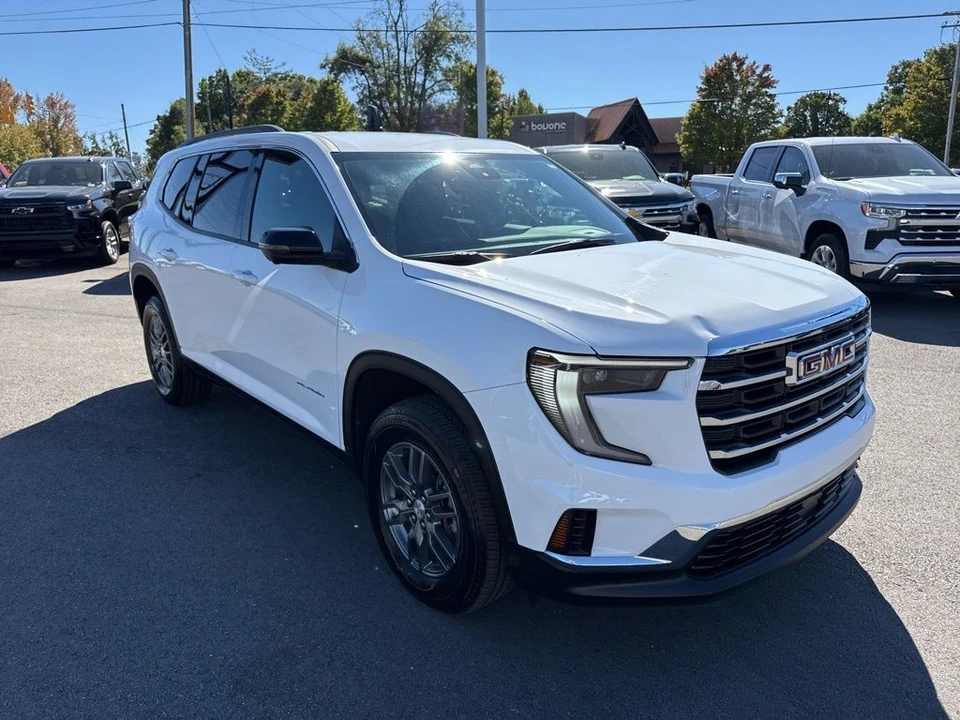 2025 GMC Acadia - Image 7 of 21