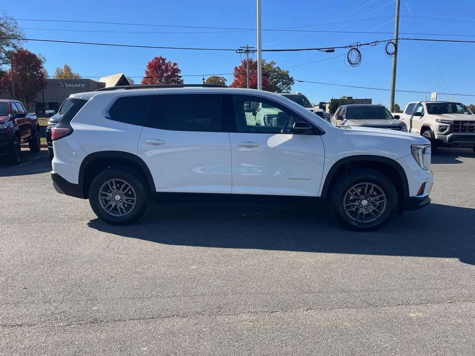 2025 GMC Acadia - Image 6 of 21