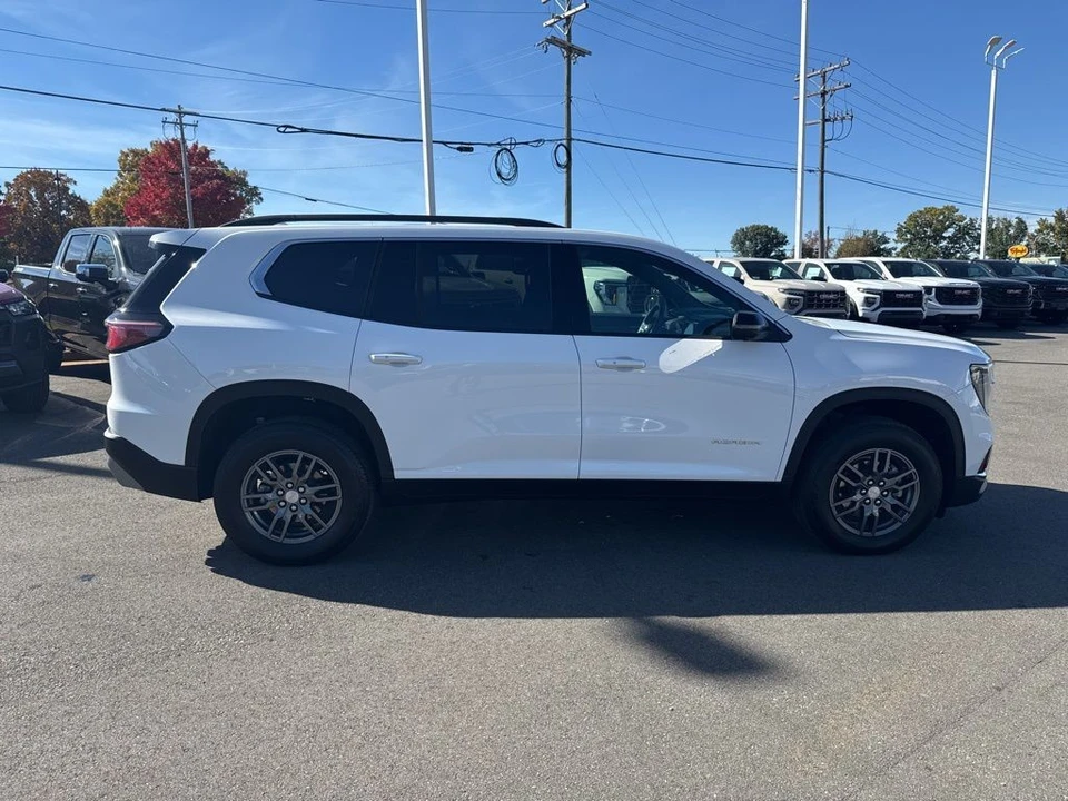 2025 GMC Acadia - Image 6 of 21