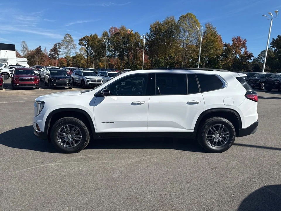 2025 GMC Acadia - Image 2 of 21