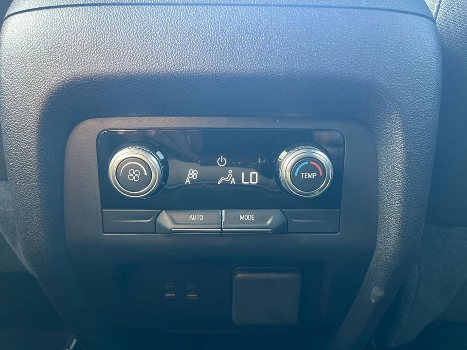 2025 GMC Acadia - Image 12 of 12