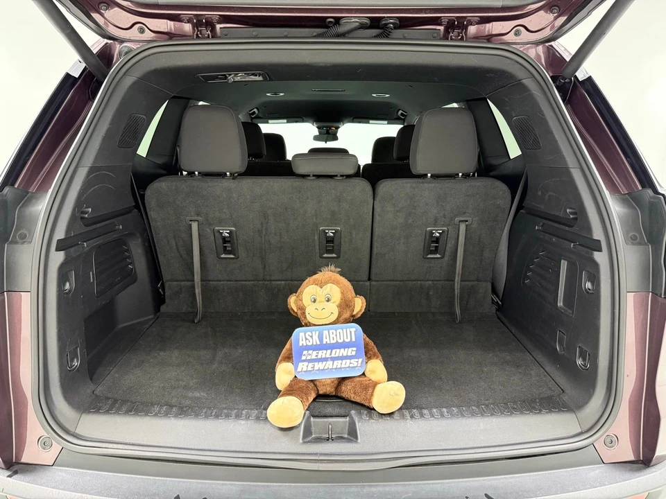 2025 GMC Acadia - Image 9 of 21