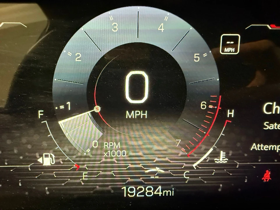 2025 GMC Acadia - Image 19 of 21