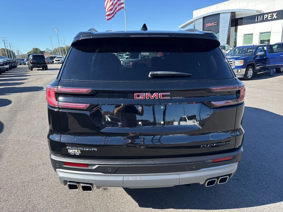 2025 GMC Acadia - Image 4 of 21