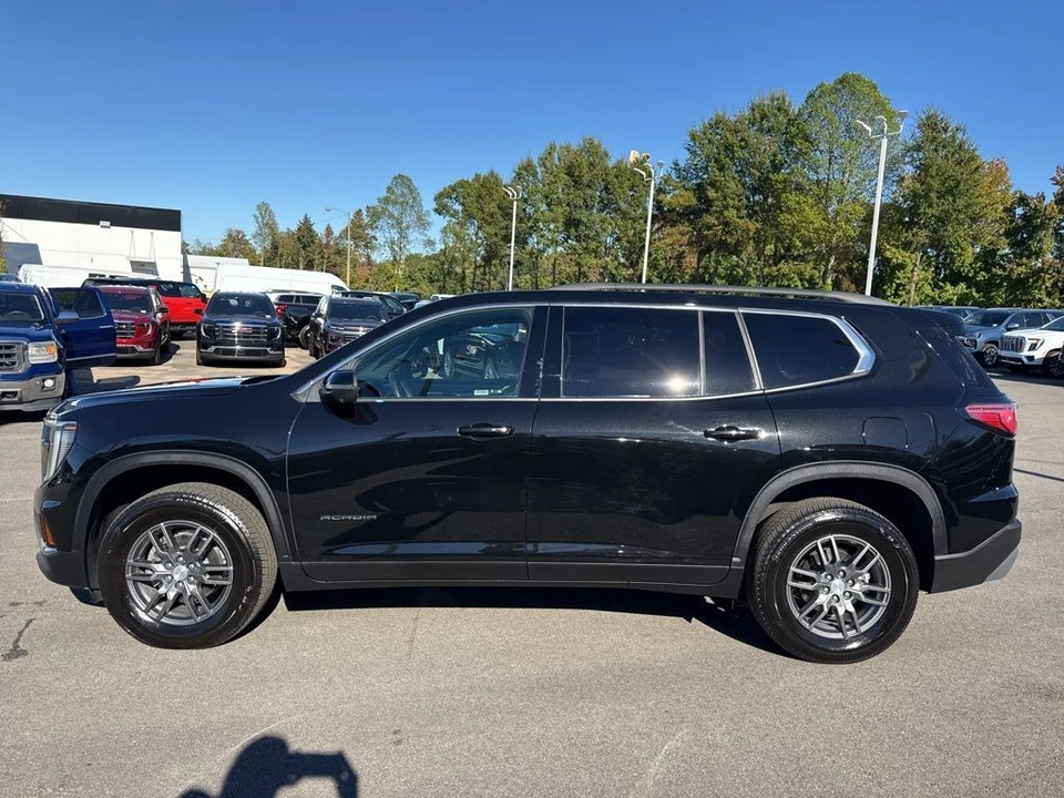 2025 GMC Acadia - Image 2 of 21