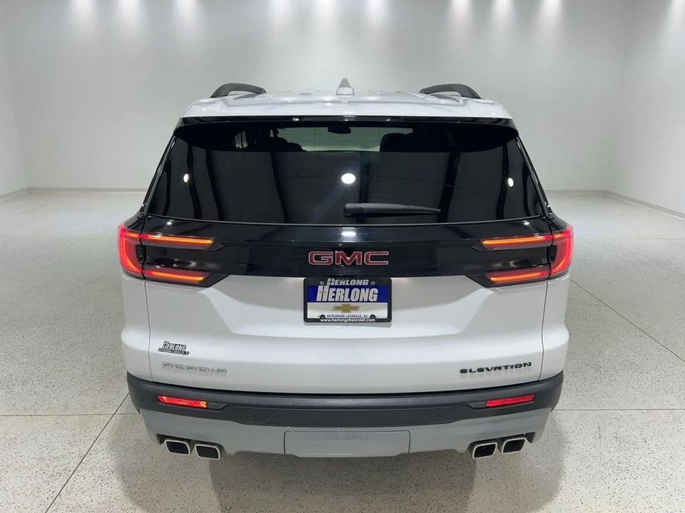 2025 GMC Acadia - Image 4 of 21