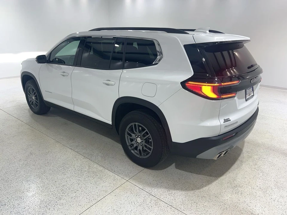 2025 GMC Acadia - Image 3 of 21