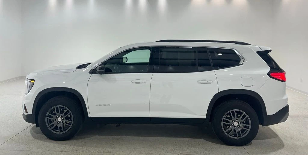 2025 GMC Acadia - Image 2 of 21