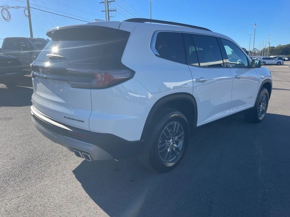 2025 GMC Acadia - Image 5 of 21