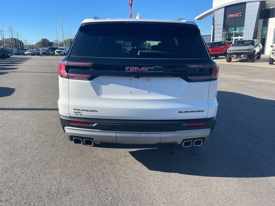 2025 GMC Acadia - Image 4 of 21