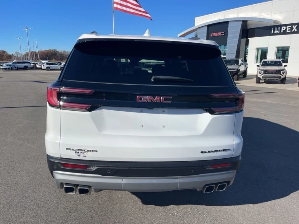 2025 GMC Acadia - Image 4 of 21