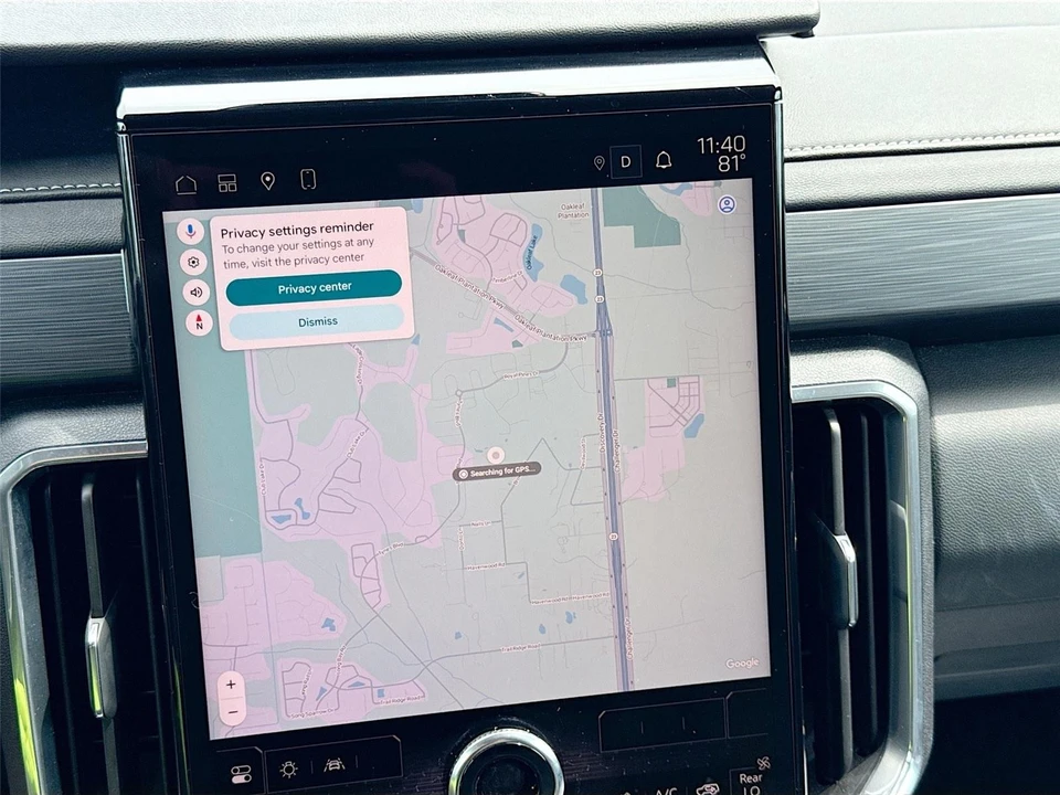 2025 GMC Acadia - Image 13 of 21