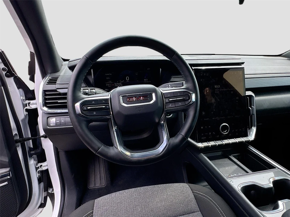 2025 GMC Acadia - Image 11 of 21