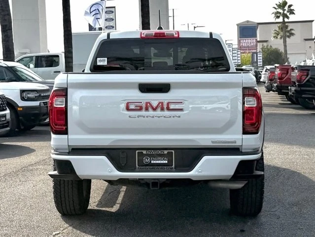 2025 GMC Canyon 2nd Gen - Image 7 of 21