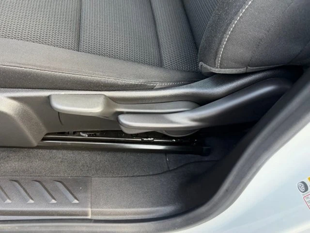 2025 GMC Canyon 2nd Gen - Image 18 of 21