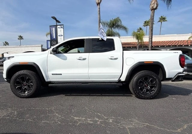 2025 GMC Canyon 2nd Gen - Image 5 of 21