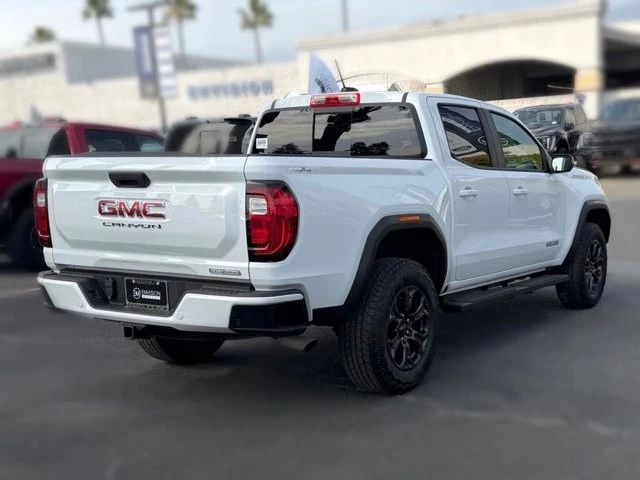 2025 GMC Canyon 2nd Gen - Image 9 of 21