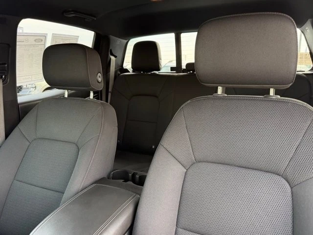 2025 GMC Canyon 2nd Gen - Image 17 of 21