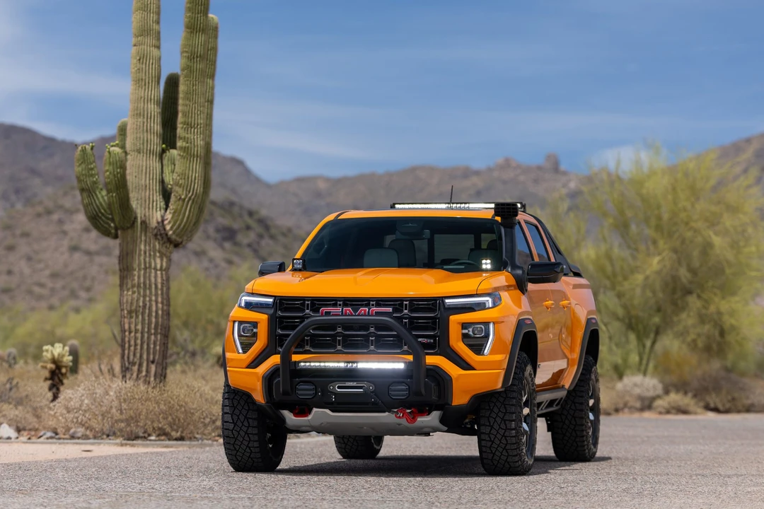 2025 GMC Canyon - Image 10 of 31
