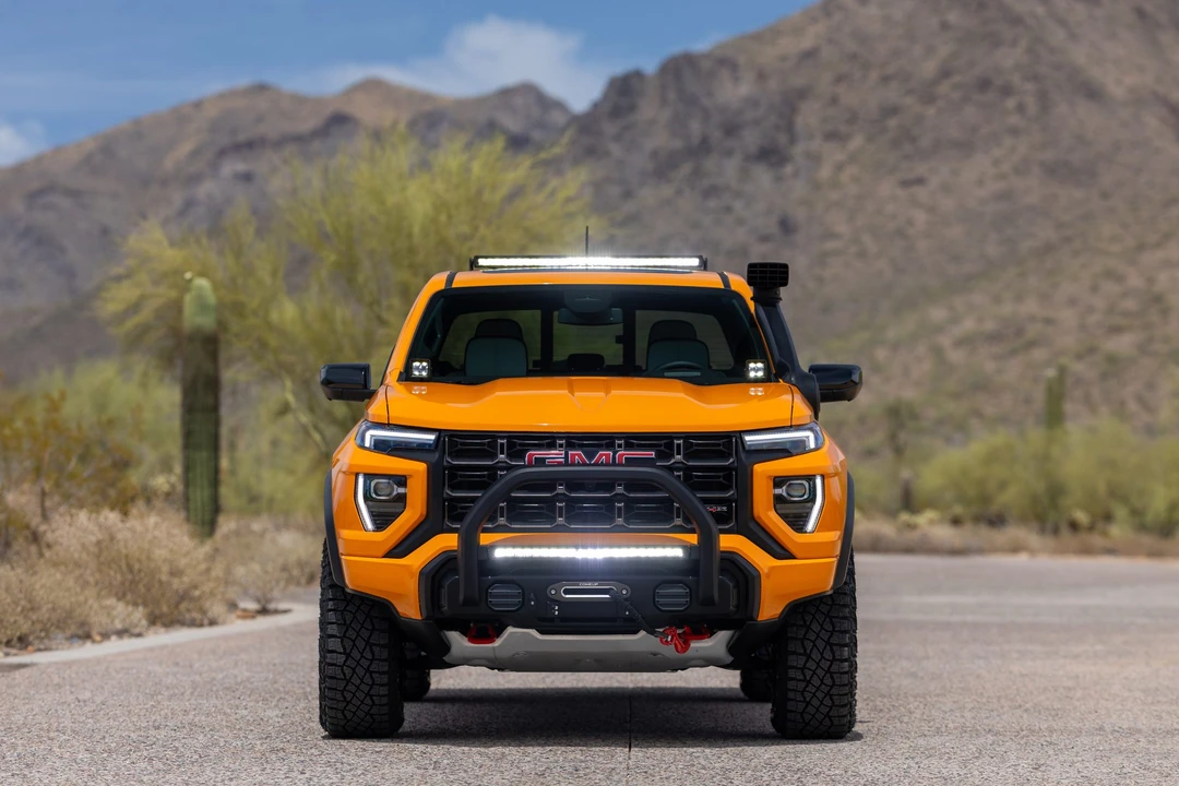 2025 GMC Canyon - Image 15 of 31