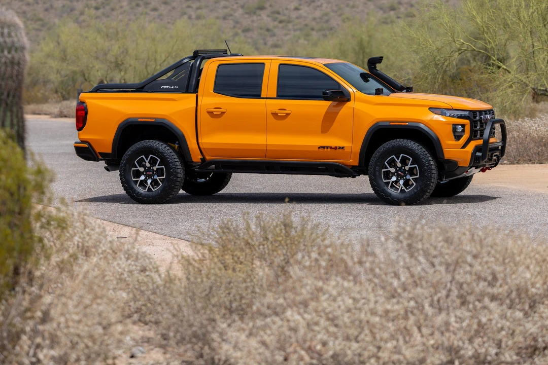 2025 GMC Canyon - Image 30 of 31