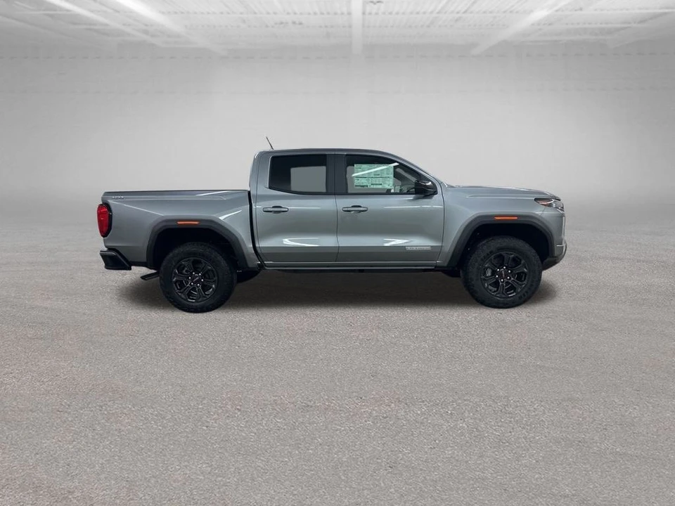 2025 GMC Canyon 2nd Gen - Image 12 of 12